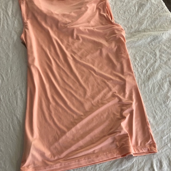 Sleeveless top - Picture 3 of 3